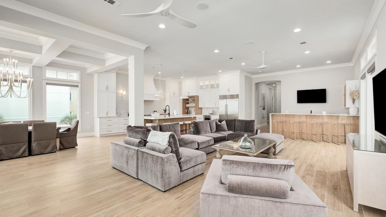 Photo of Livingroom in Miramar Beach