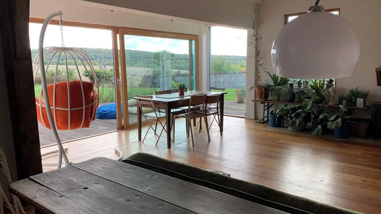 Photo of Livingroom in Buriton