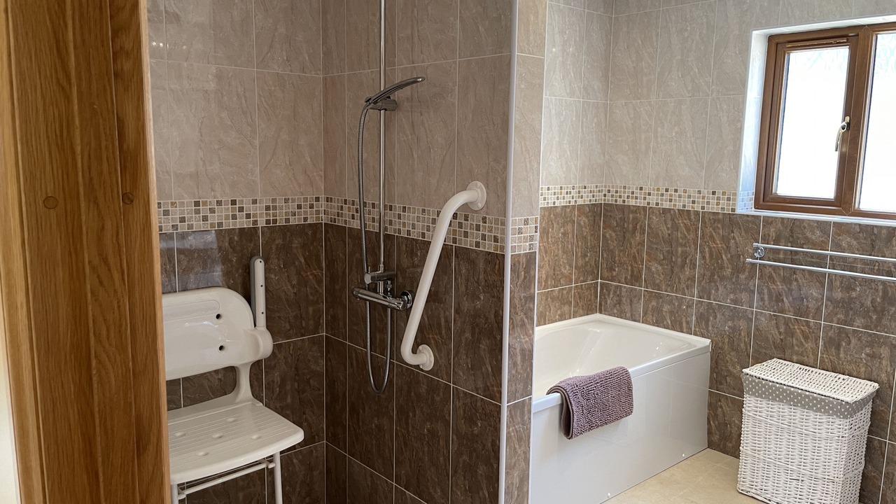 Photo of Bathroom in Llangynog