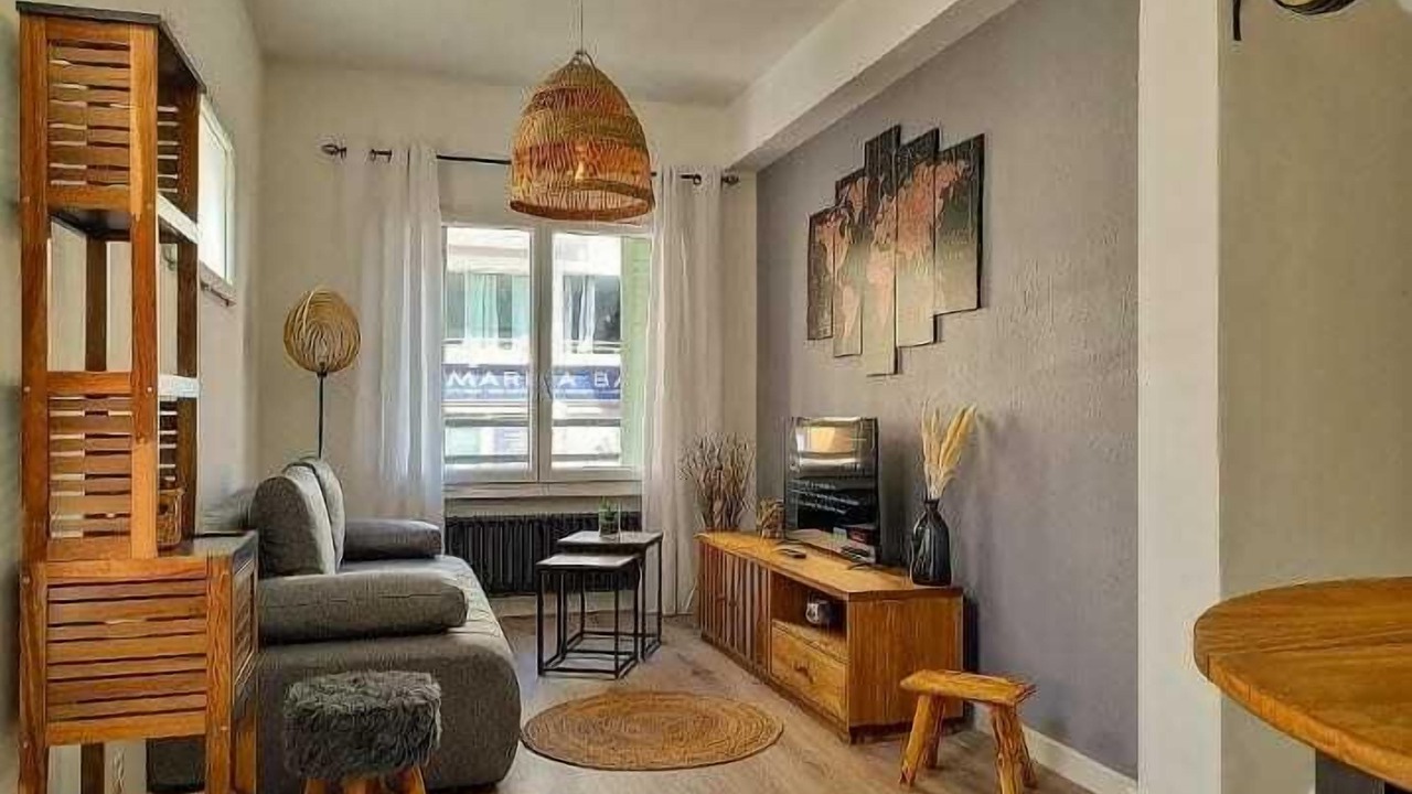 Photo of Livingroom in Le Mourillon