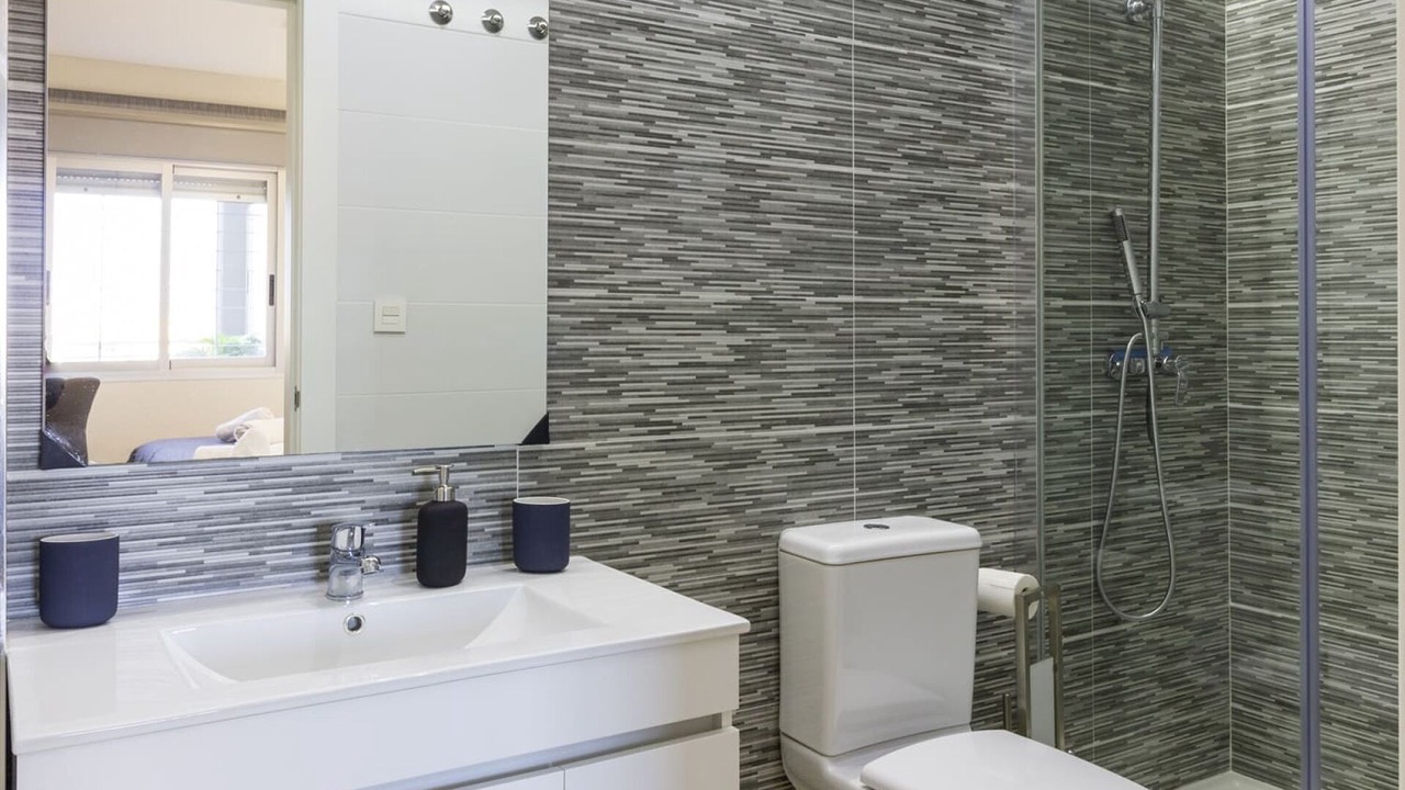 Photo of Bathroom in La Florida