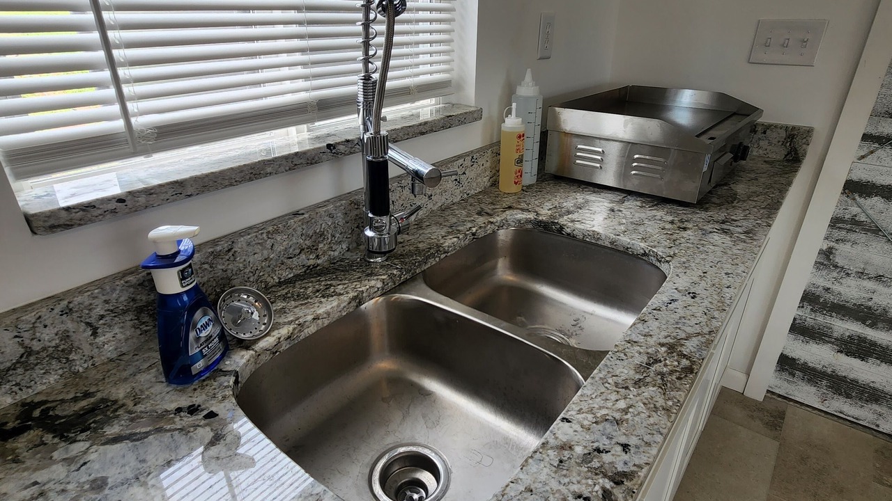 Photo of Kitchen in Leadwood