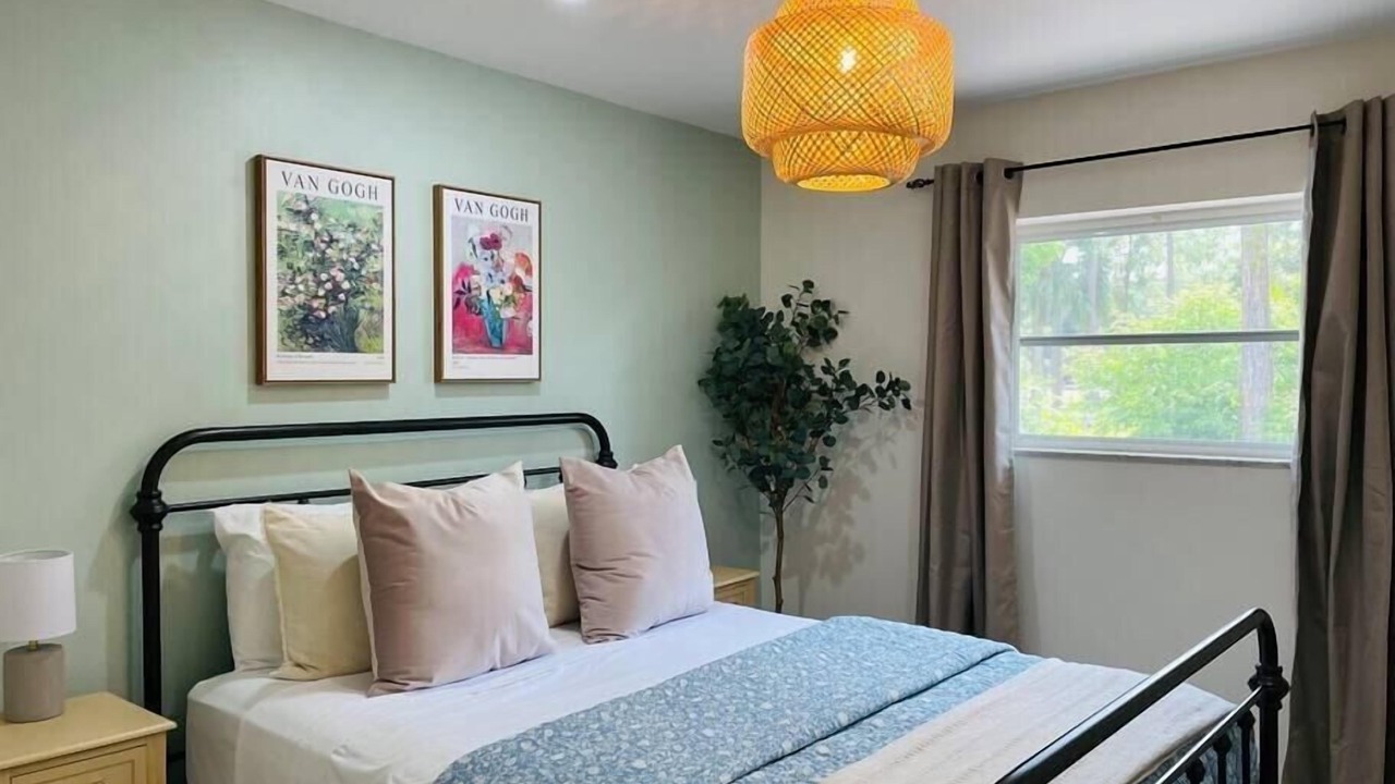 Photo of Bedroom in Jupiter Farms