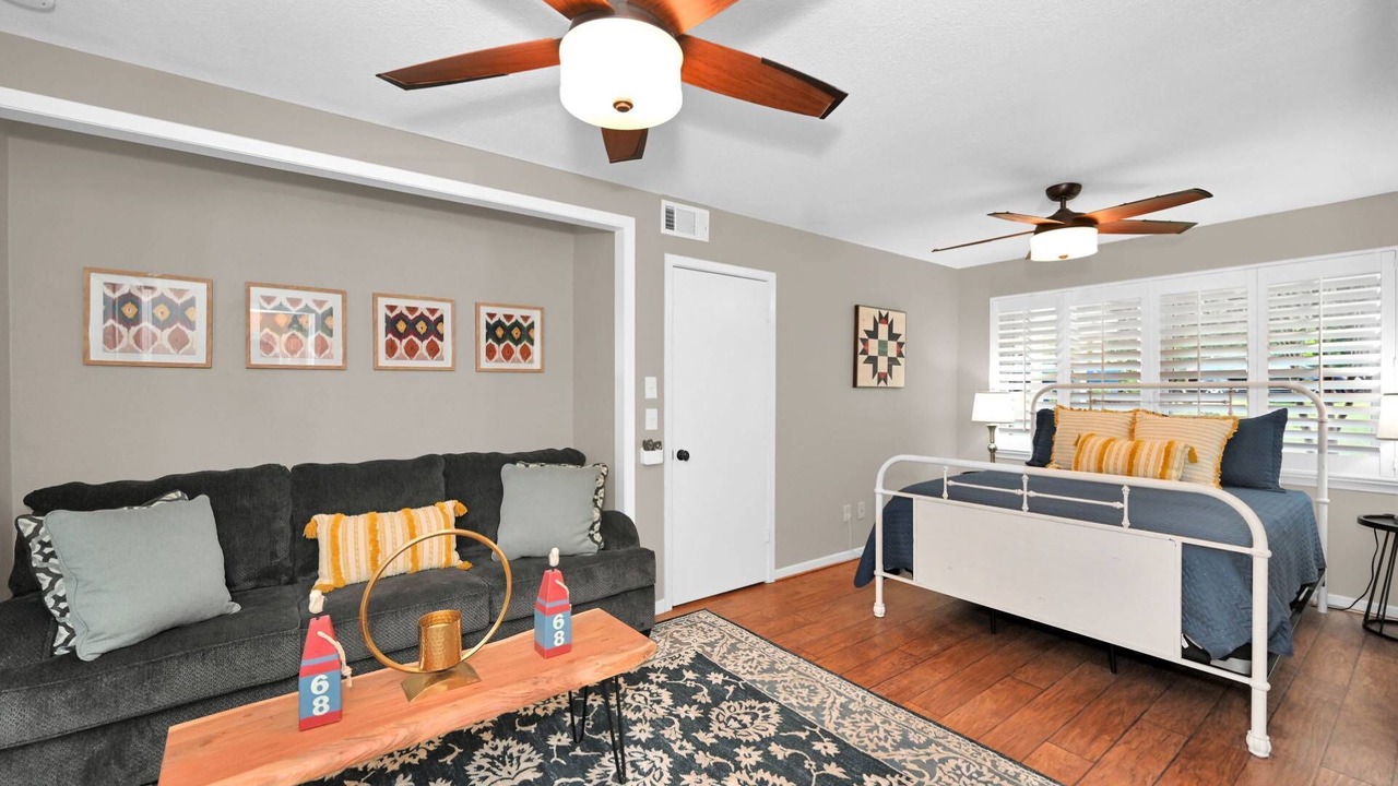Photo of Bedroom in Leisure Land