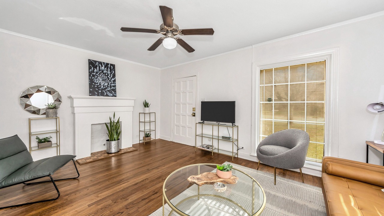 Photo of Livingroom in Dallas
