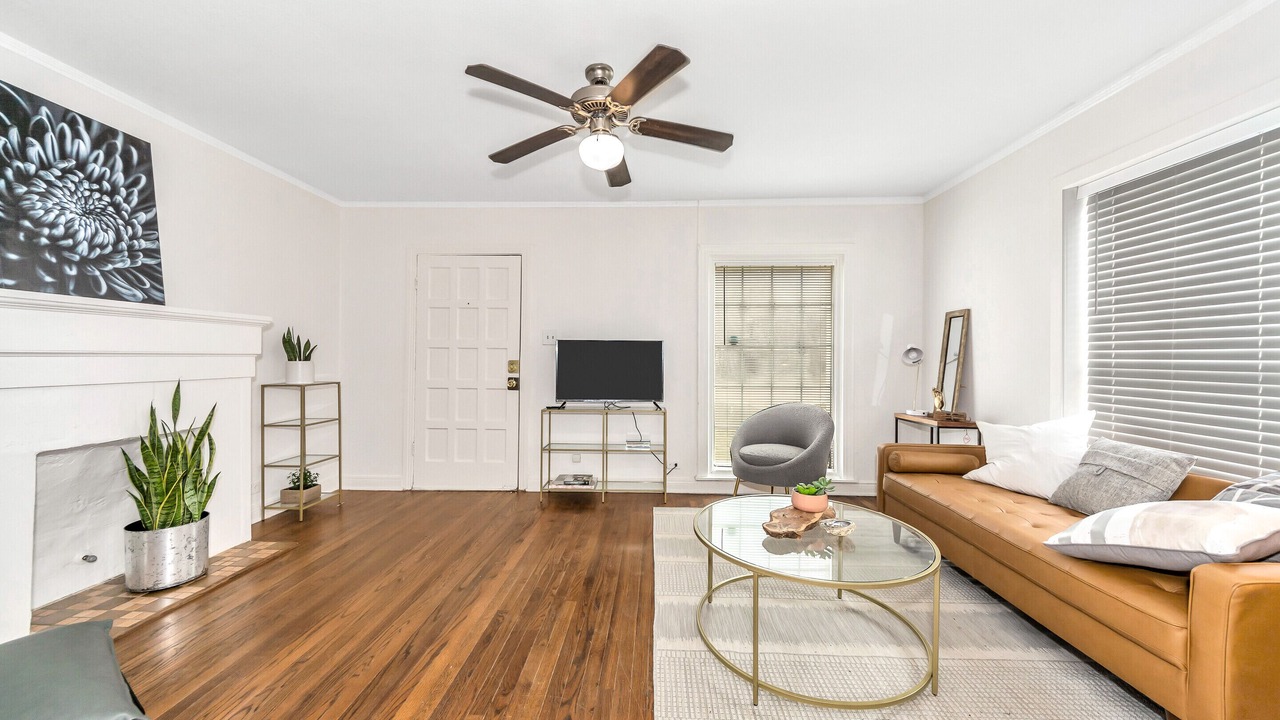 Photo of Livingroom in Dallas