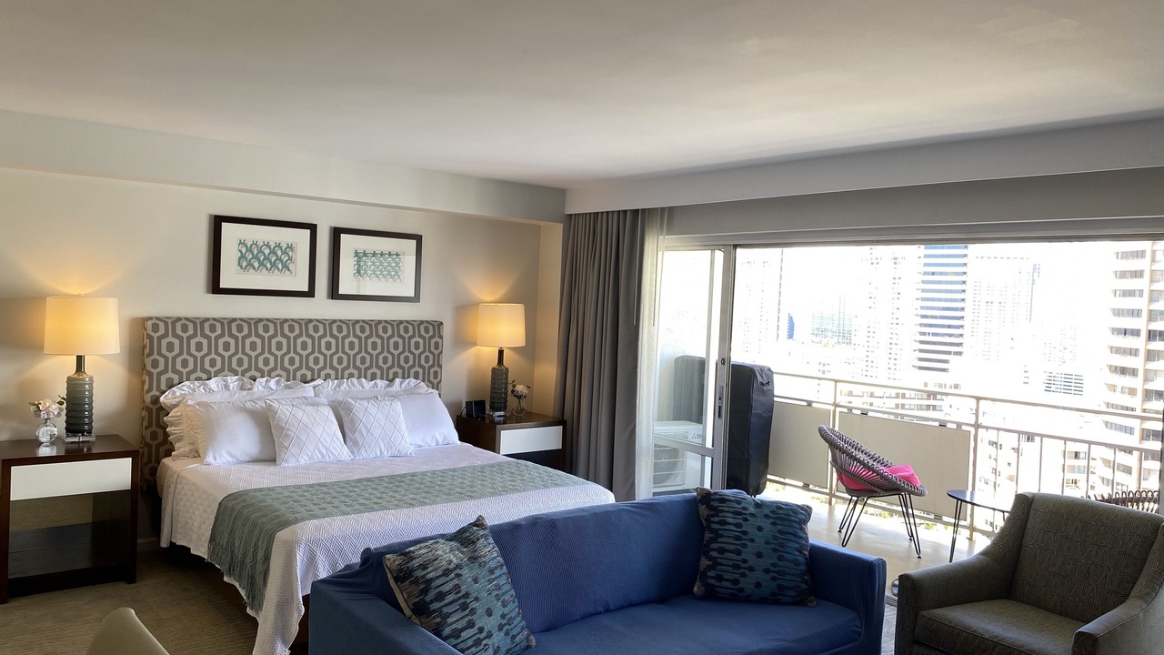 Photo of Livingroom in Waikiki