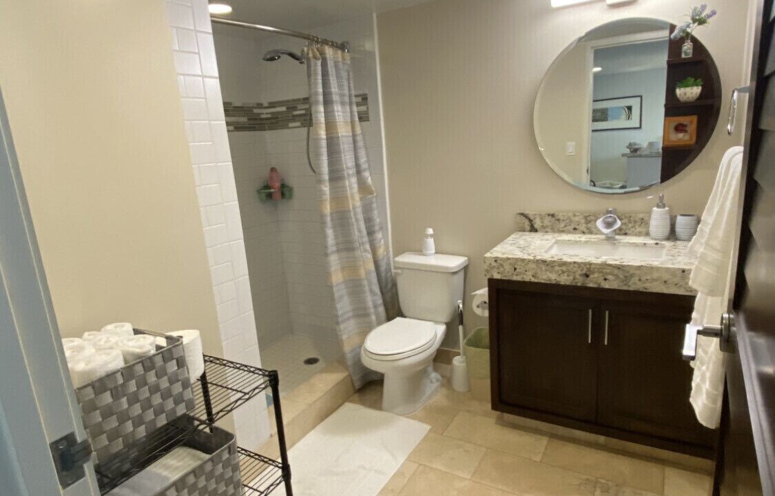 Photo of Bathroom in Waikiki