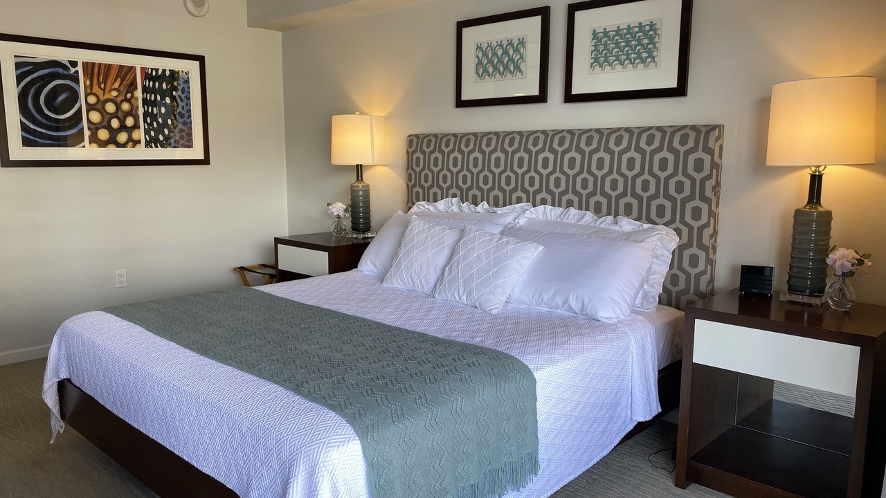 Photo of Bedroom in Waikiki