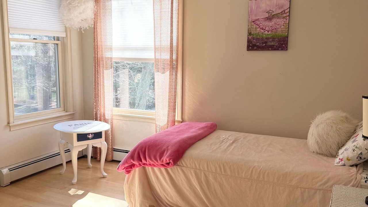 Photo of Bedroom in Manchester-by-the-Sea