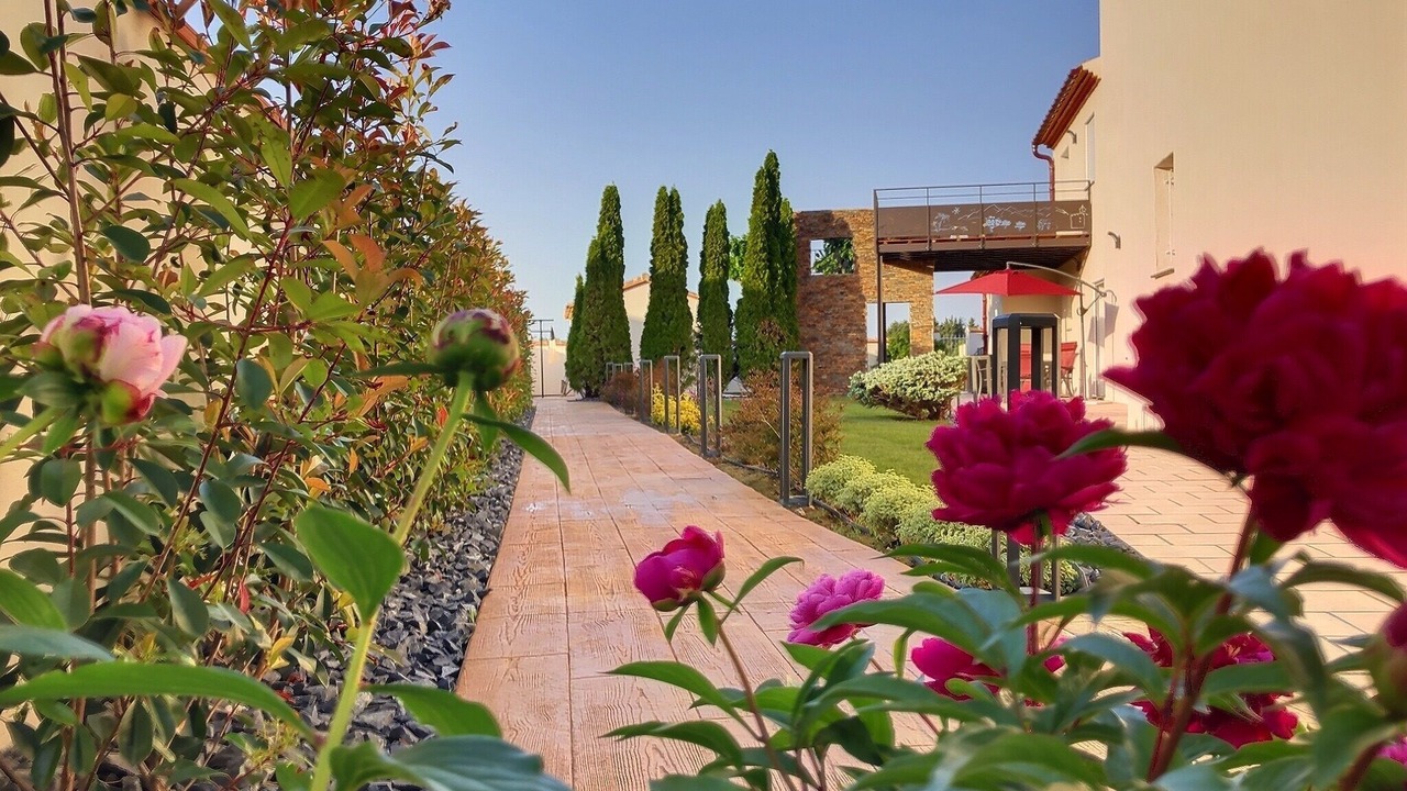 Photo of Outdoor in Theza