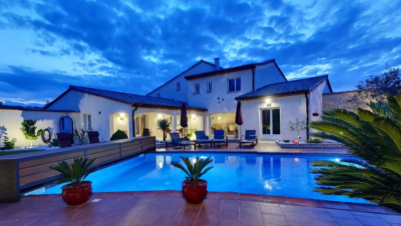 Photo of Outdoor in Theza