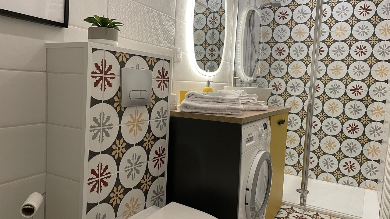 Photo of Bathroom in Theza