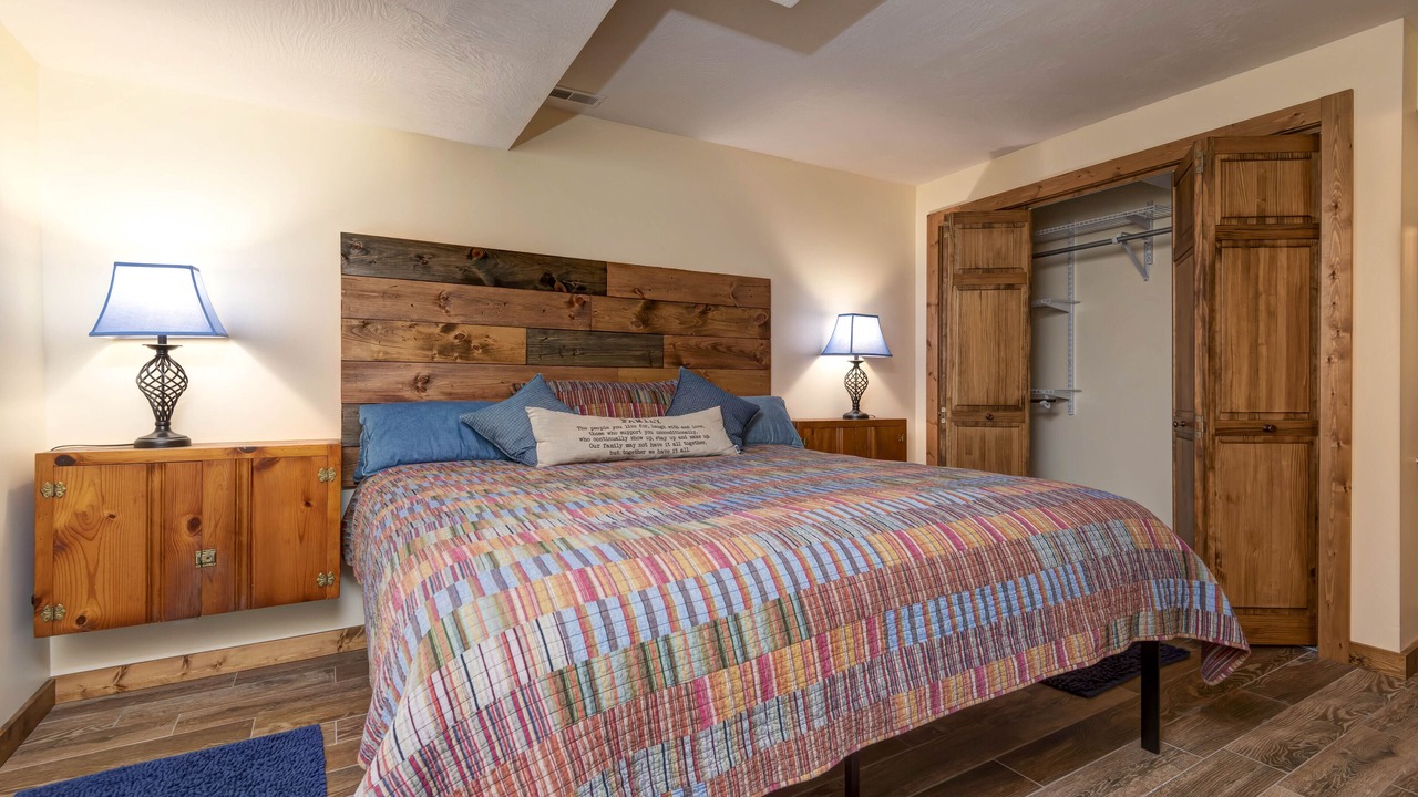 Photo of Bedroom in Lampe