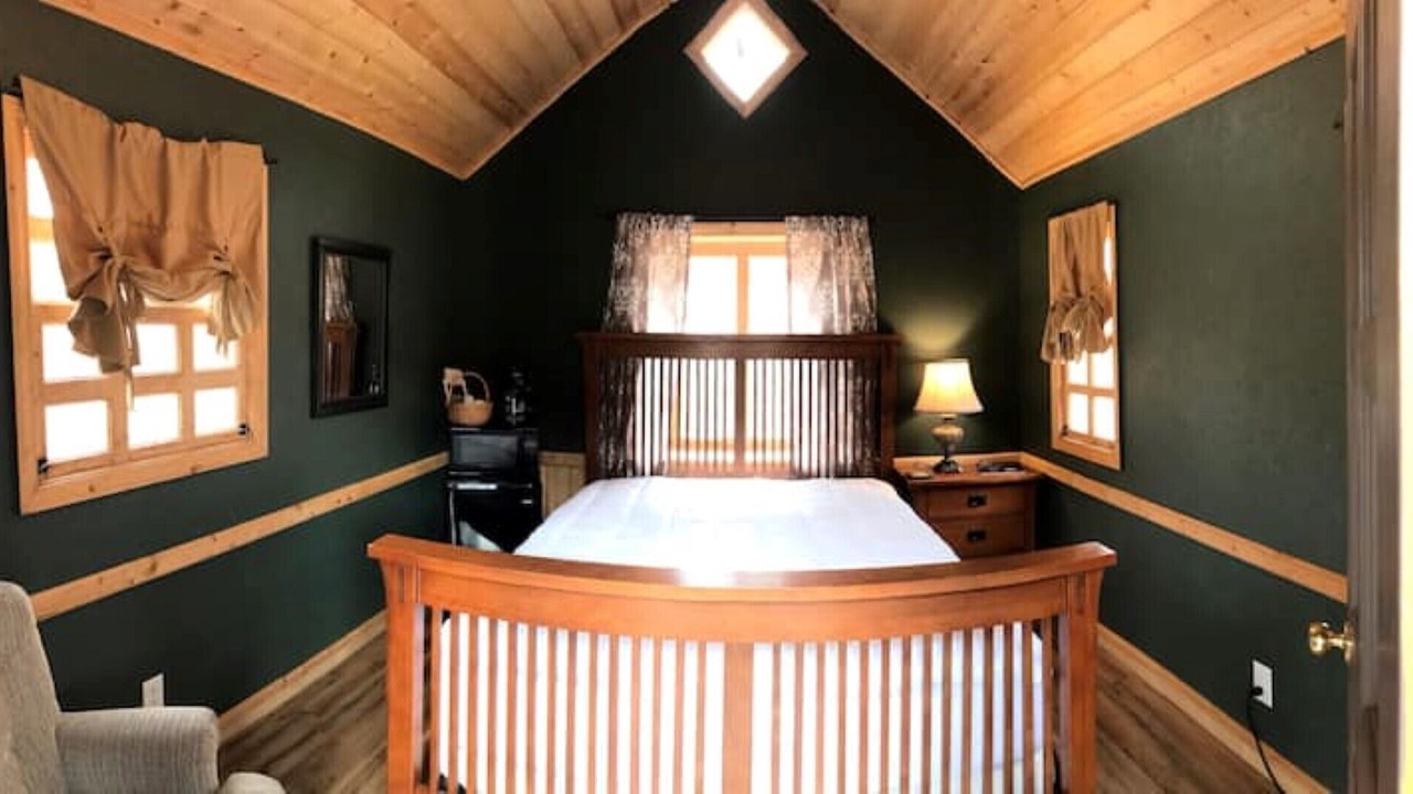 Photo of Bedroom in Frank