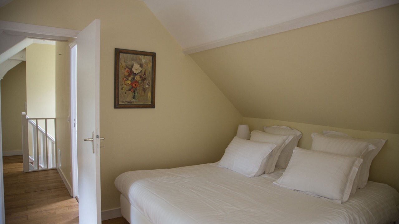 Photo of Bedroom in Ambillou