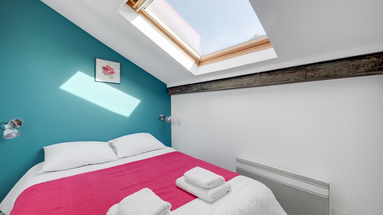 Photo of Bedroom in Arts-et-Metiers