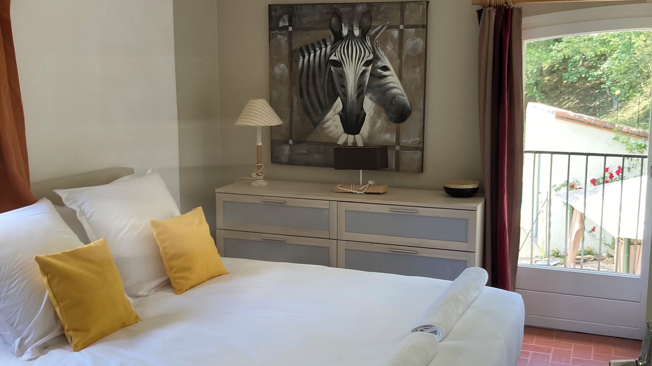 Photo of Bedroom in Montauriol
