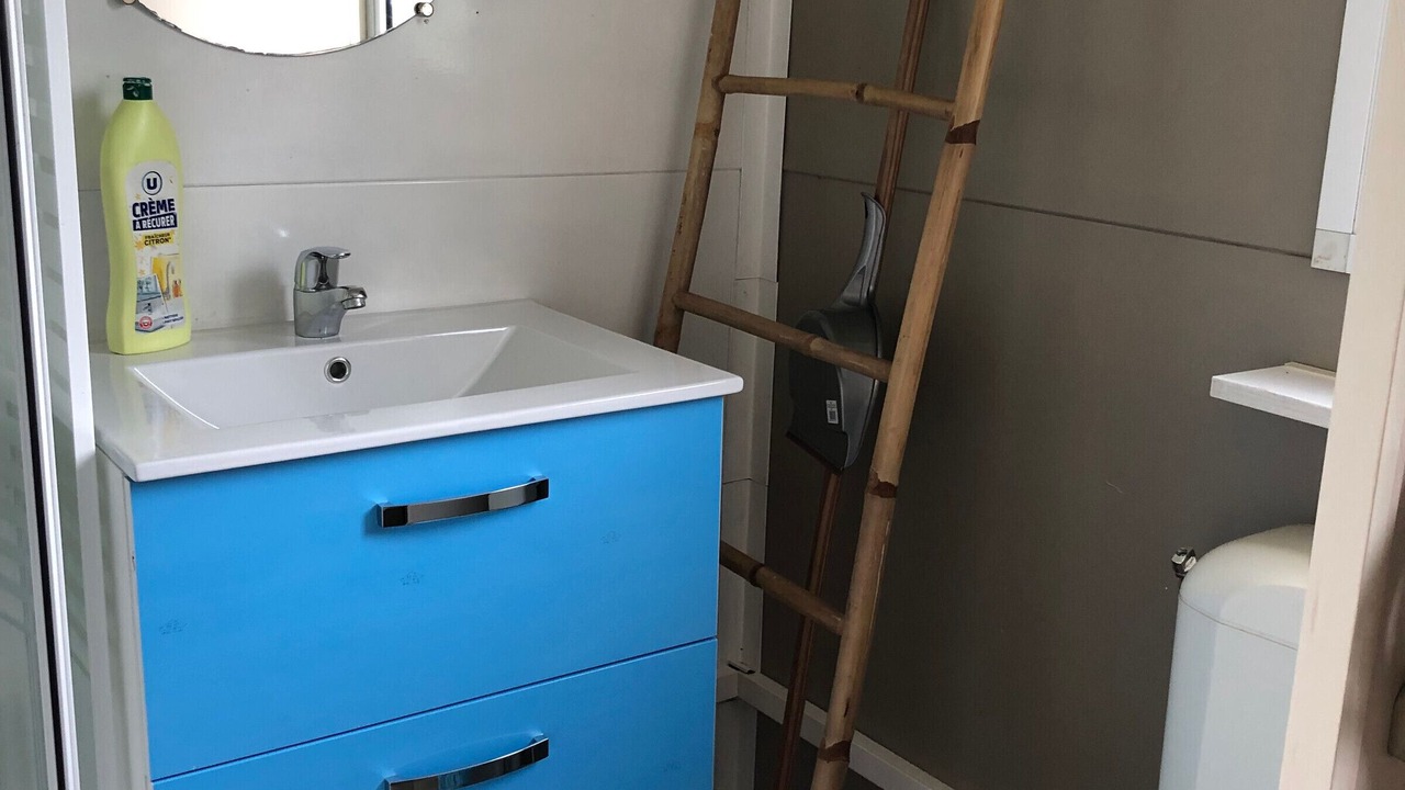 Photo of Bathroom in La Suze-sur-Sarthe