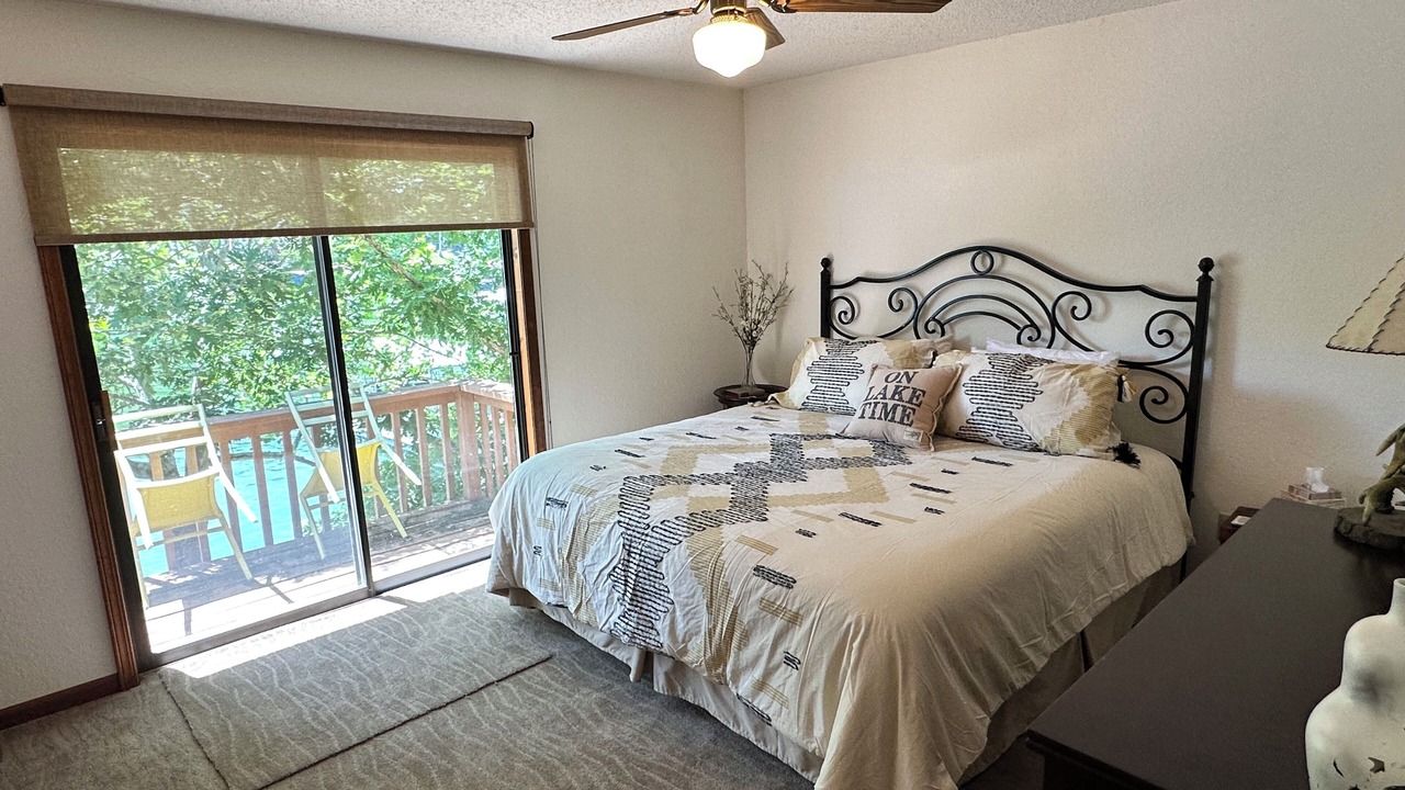 Photo of Bedroom in Lake of the Ozarks