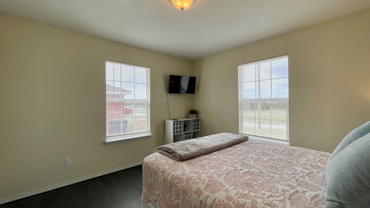 Photo of Bedroom in Ada