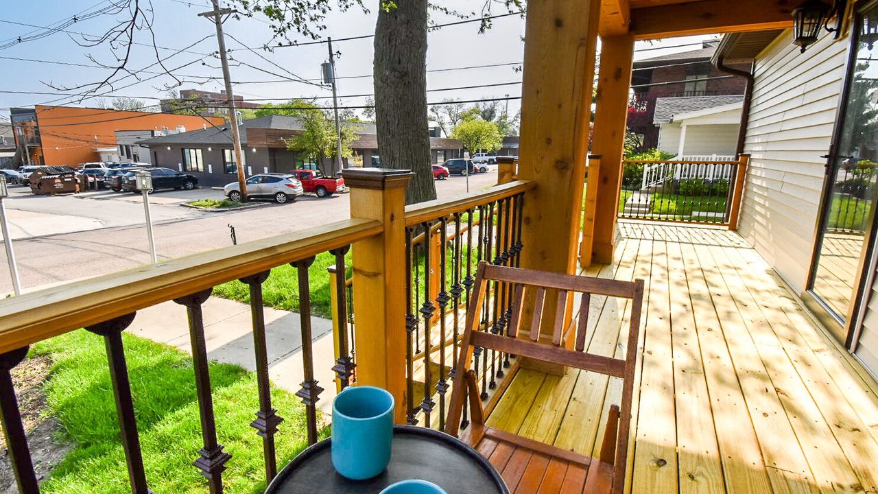 Photo of Patio Balcony in Peoria Heights