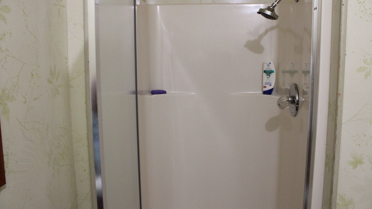 Photo of Bathroom in Hemphill