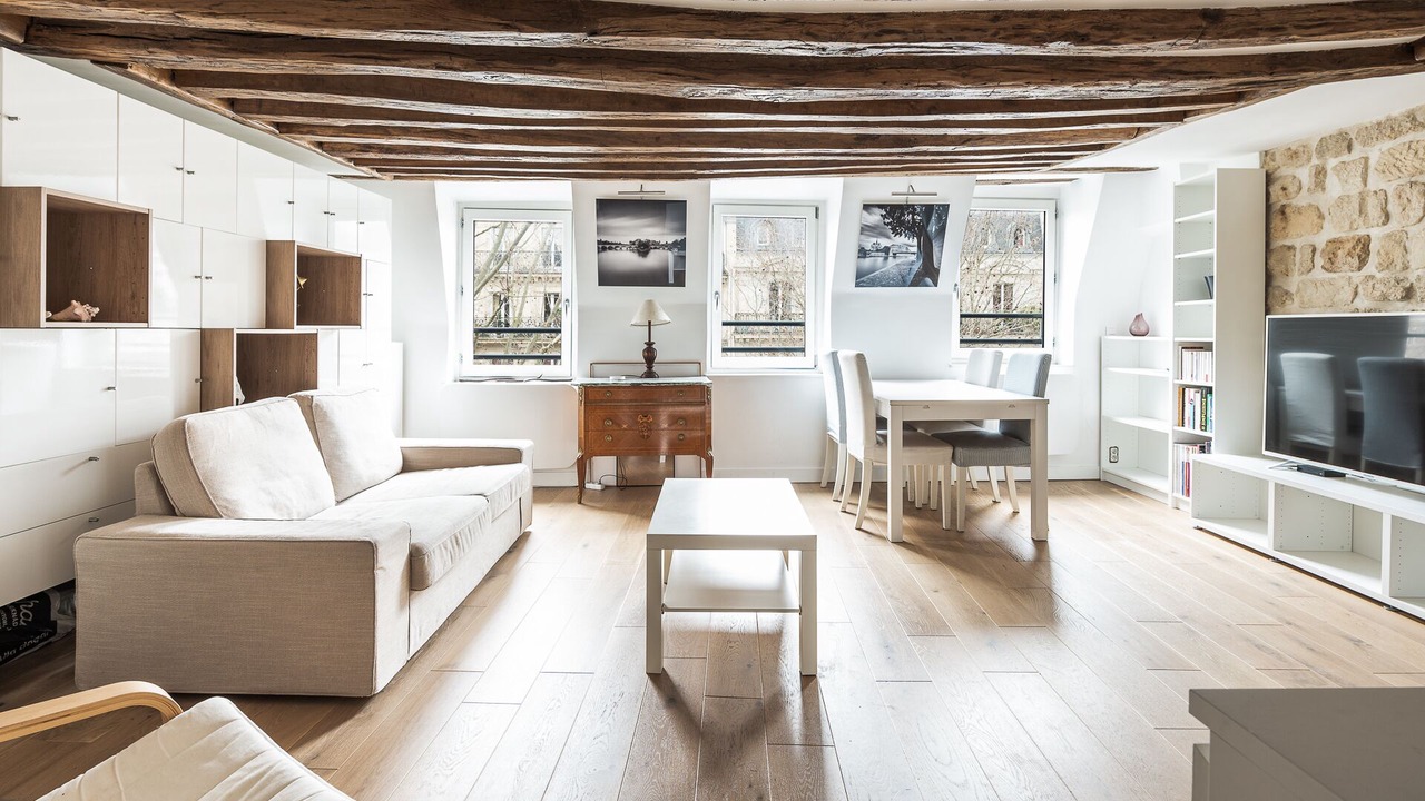 Photo of Livingroom in Saint-Thomas-d'Aquin