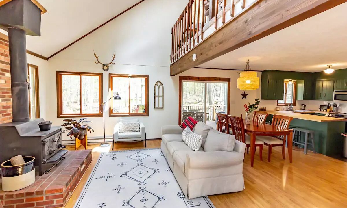 Photo of Livingroom in Gouldsboro