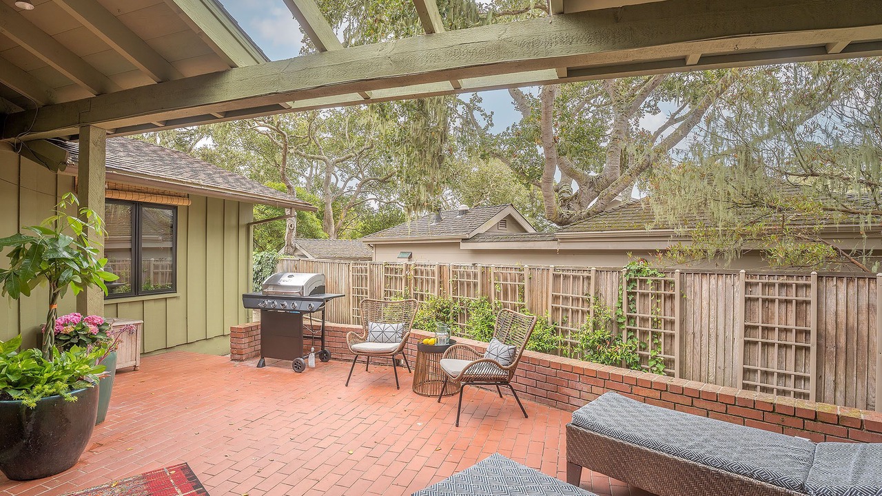 Photo of Outdoor in Carmel Woods