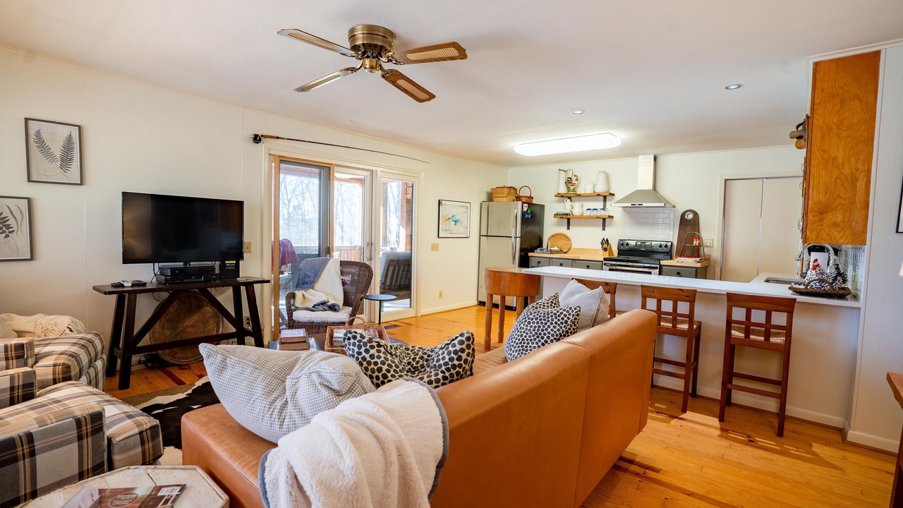 Photo of Livingroom in Greers Ferry