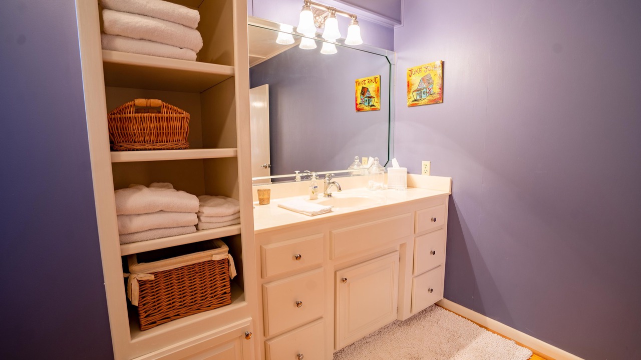 Photo of Bathroom in Greers Ferry