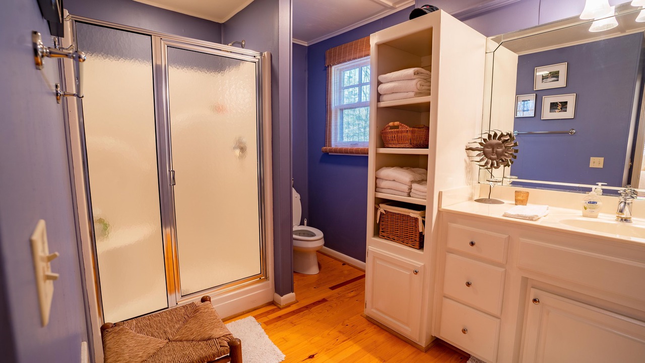 Photo of Bathroom in Greers Ferry