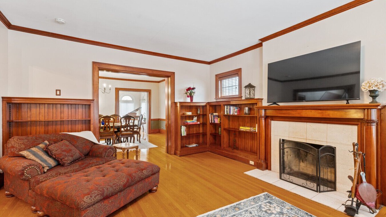 Photo of Livingroom in East Avenue