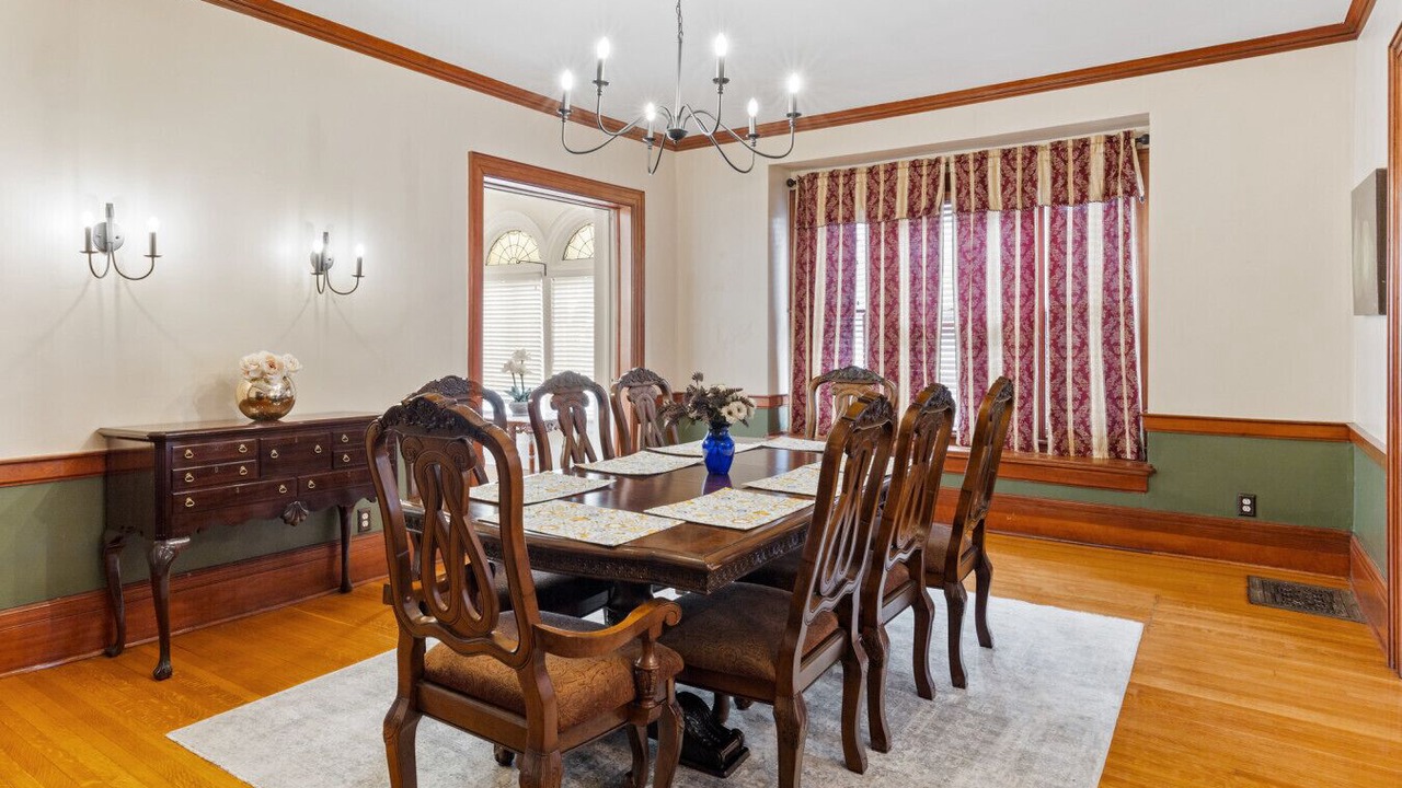 Photo of Bedroom in East Avenue