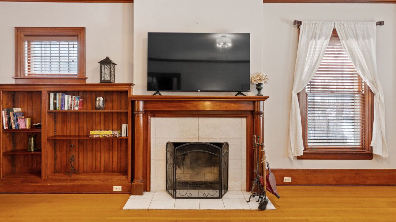 Photo of Livingroom in East Avenue