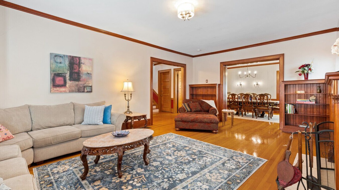 Photo of Bedroom in East Avenue