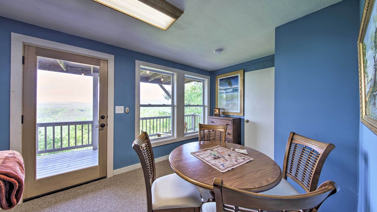 Photo of Livingroom in Hidden Lake