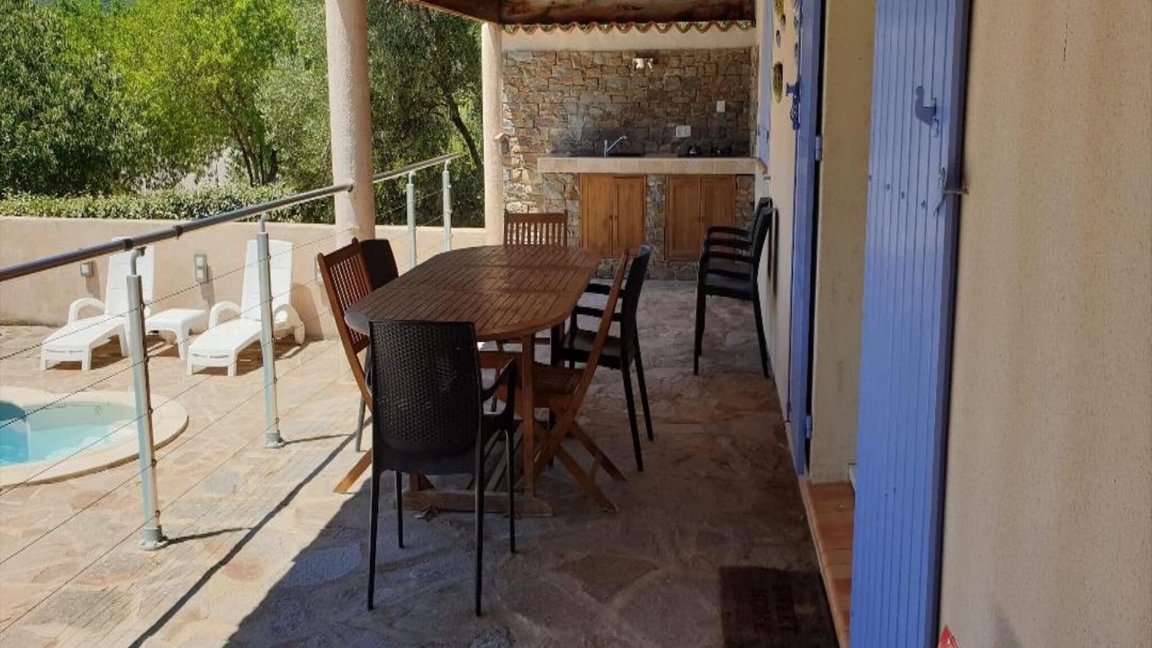 Photo of Patio Balcony in Roquebrun