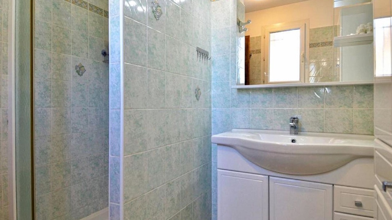 Photo of Bathroom in Saint-Laurent-La-Vernede