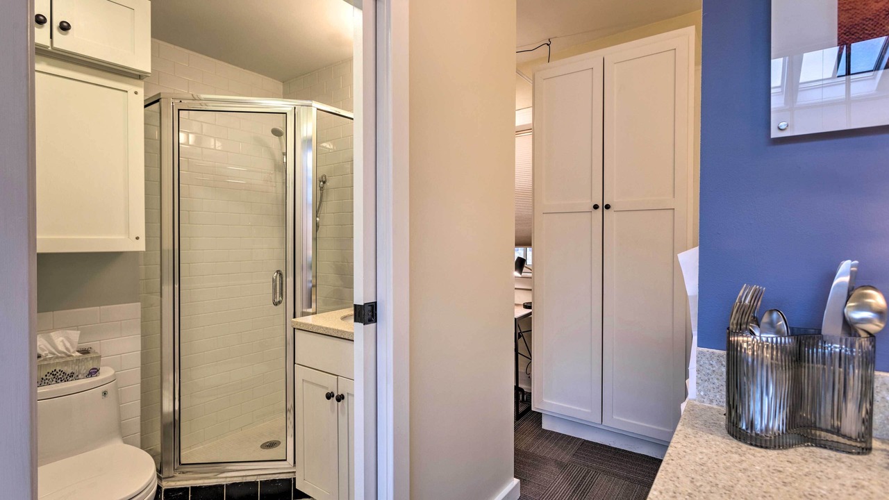 Photo of Others in Downtown