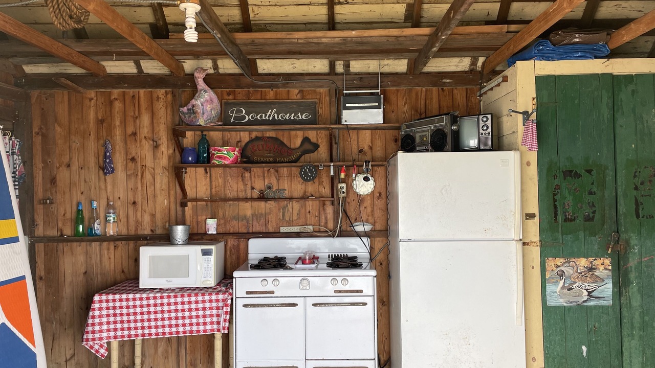 Photo of Others in Poquott