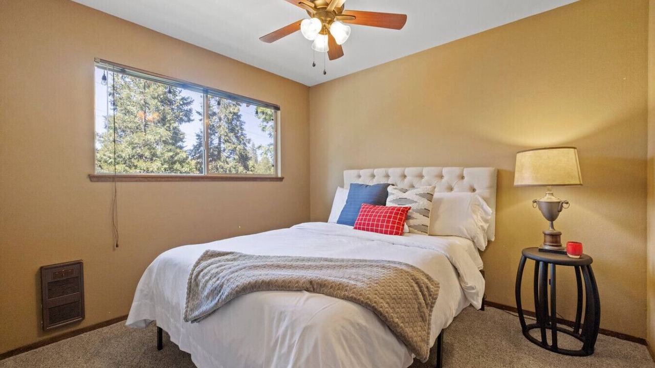 Photo of Bedroom in Twain Harte