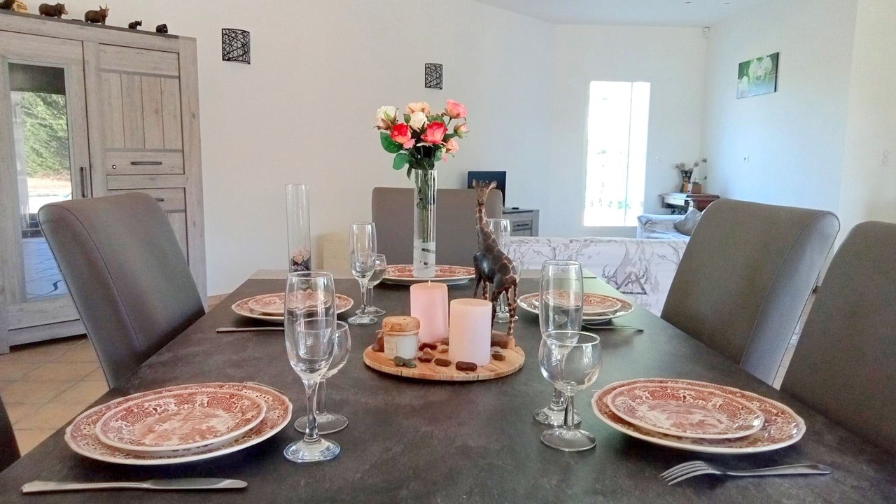 Photo of Others in Jonquieres-Saint-Vincent