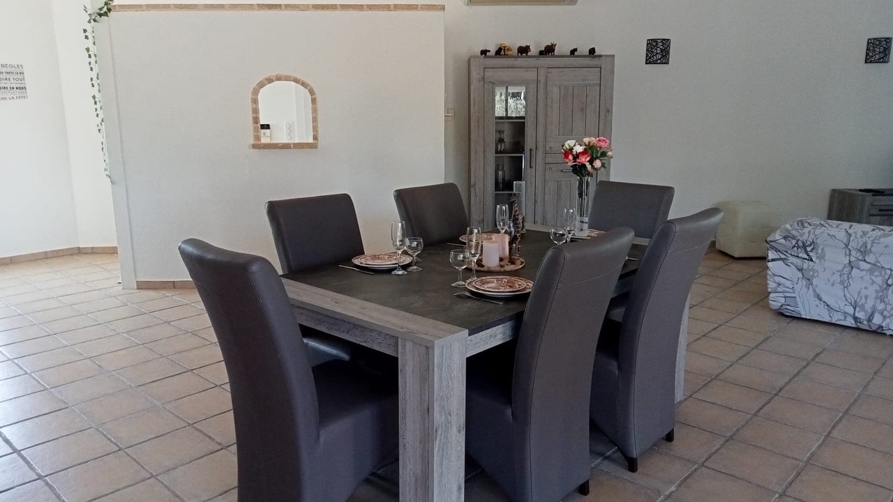 Photo of Others in Jonquieres-Saint-Vincent