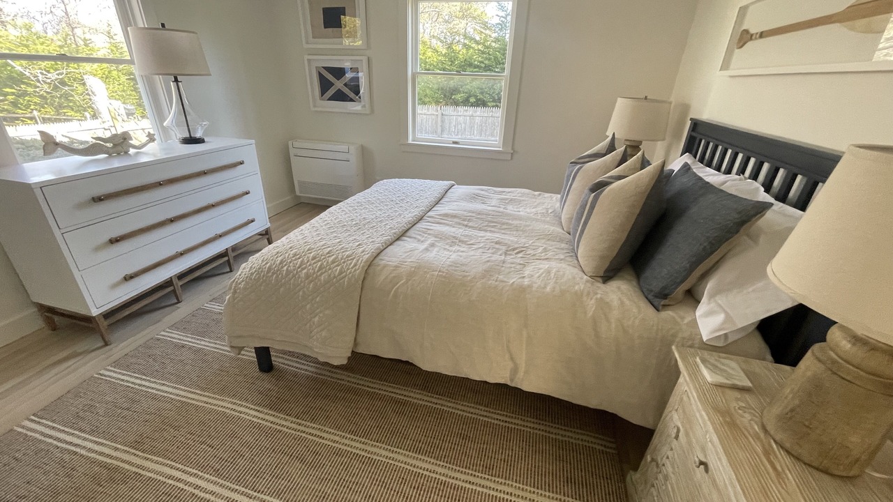 Photo of Bedroom in Lagoon Heights