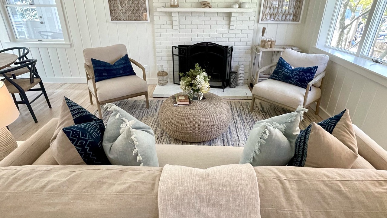 Photo of Livingroom in Lagoon Heights