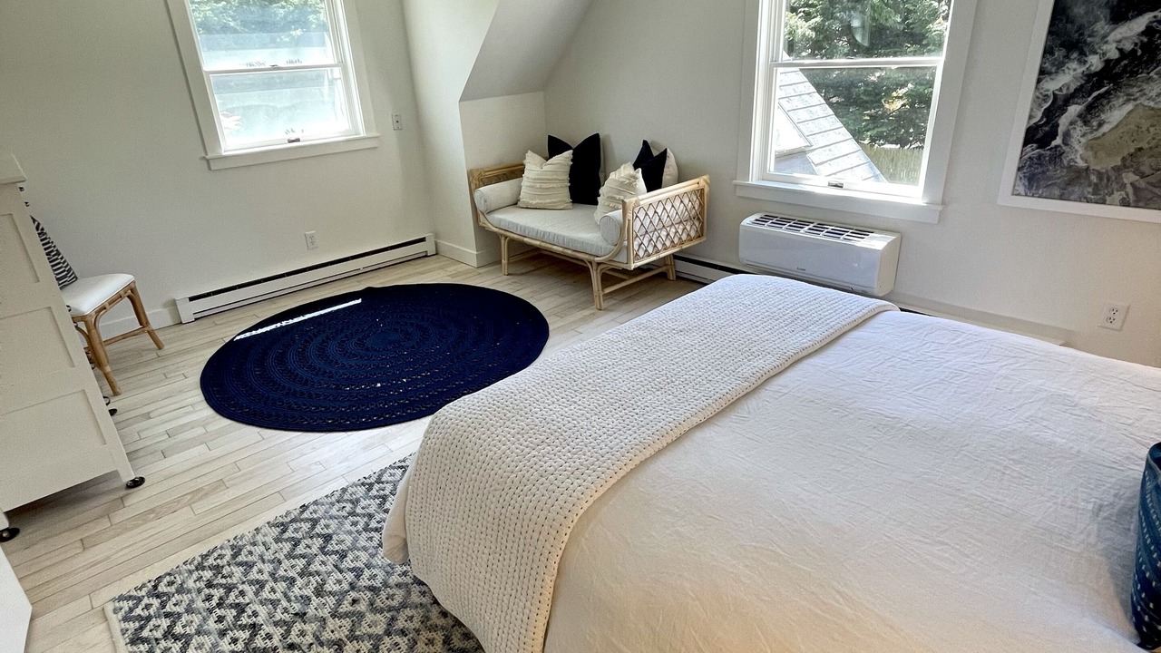 Photo of Bedroom in Lagoon Heights
