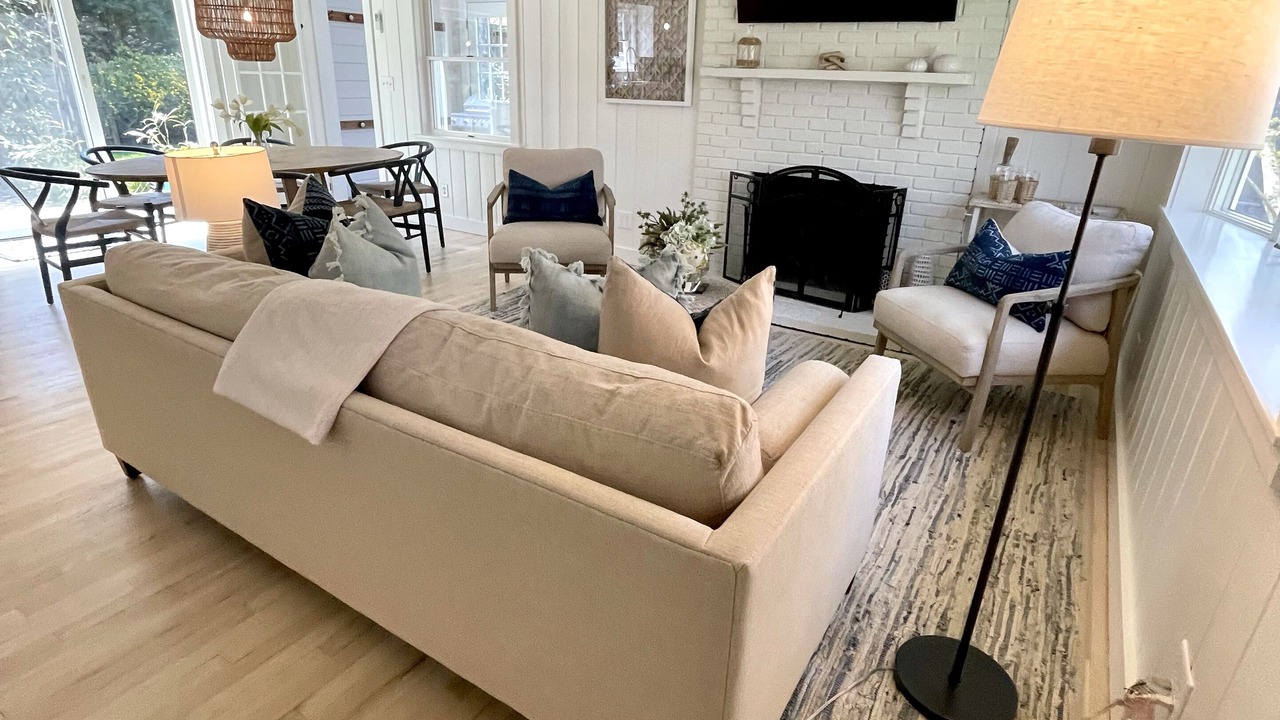 Photo of Livingroom in Lagoon Heights