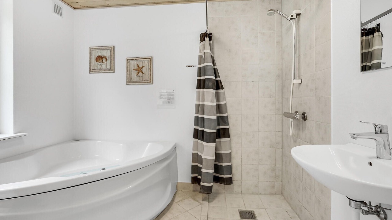 Photo of Bathroom in Grasten